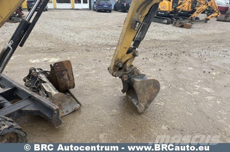 CAT 302.7DCR Міні-екскаватори < 7т