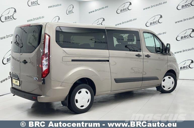 Ford Transit Custom Мікроавтобуси