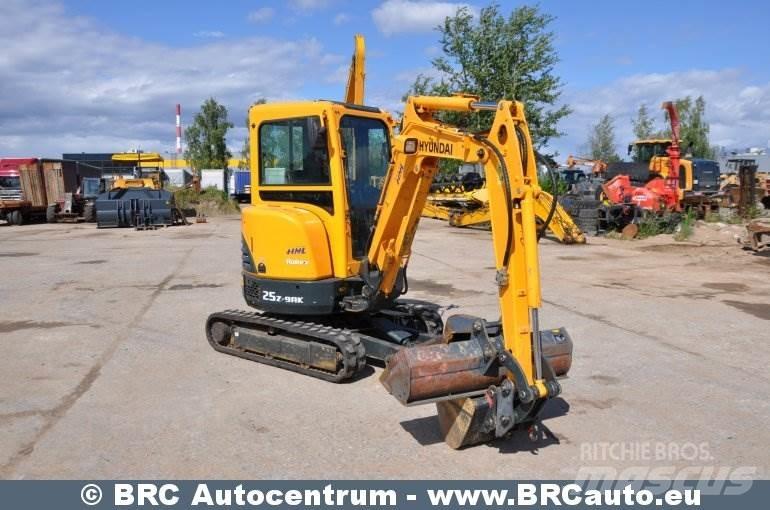 Hyundai R25Z-9AK Міні-екскаватори < 7т