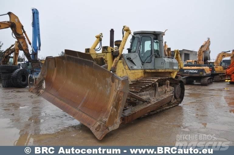 Komatsu D 155 AX Вантажівки / спеціальні