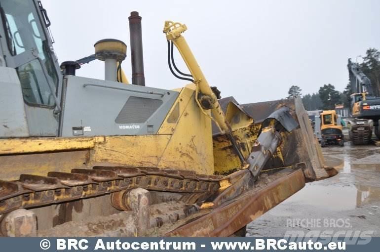Komatsu D 155 AX Вантажівки / спеціальні