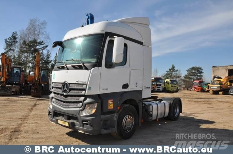 Mercedes-Benz 1843 Тягачі