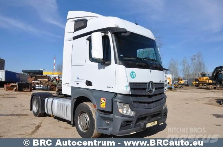 Mercedes-Benz 1843 Тягачі