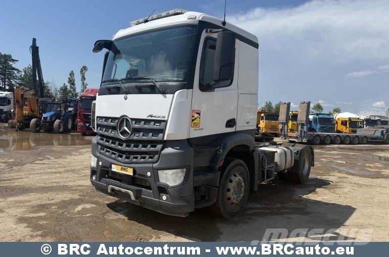 Mercedes-Benz Arocs Тягачі