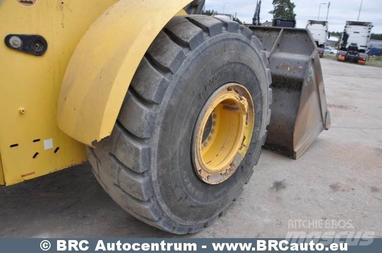New Holland W270B Фронтальні навантажувачі