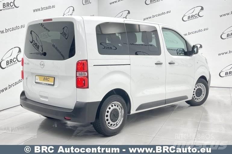 Opel Vivaro Мікроавтобуси