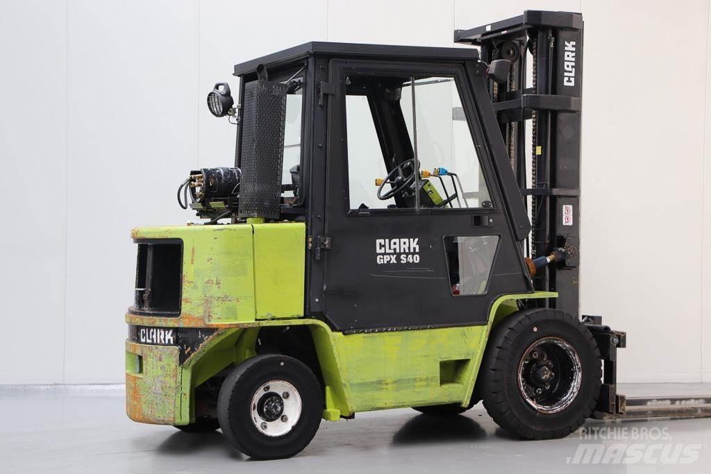 Clark GPX 40 Газові навантажувачі