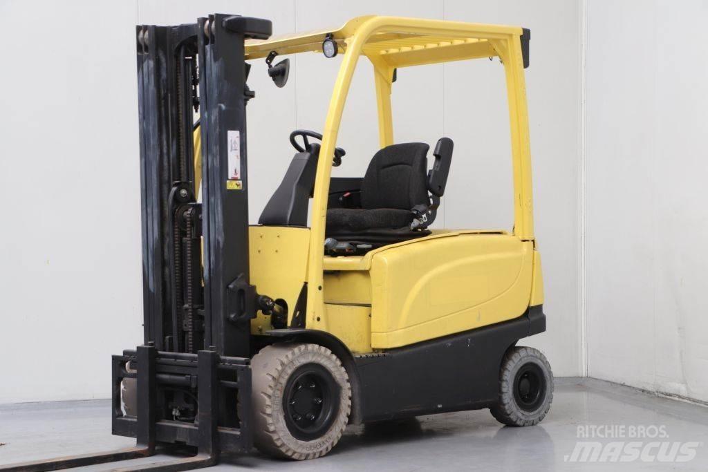 Hyster J2.2XN Електронавантажувачі