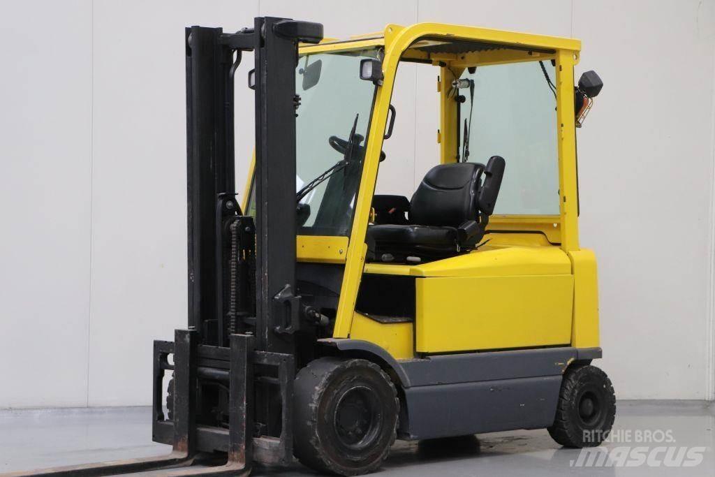 Hyster J3.00XM Електронавантажувачі