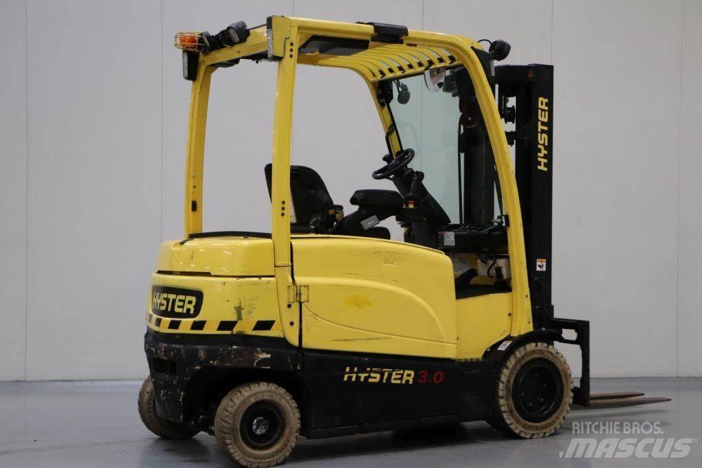 Hyster J3.0XN Електронавантажувачі