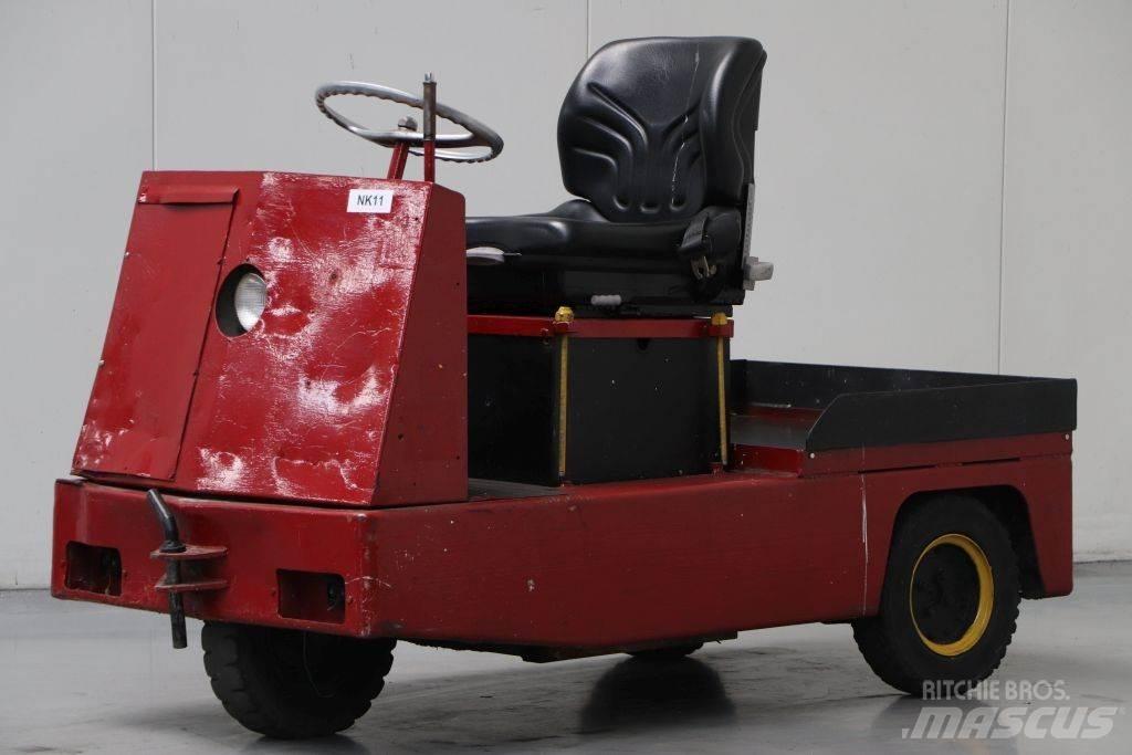 Lansing TOER 4.2 Тягачі колісні