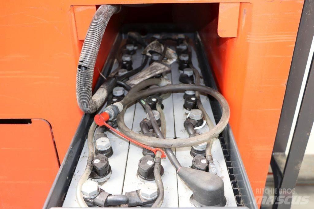 Linde L16R Самохідні електроштабелери