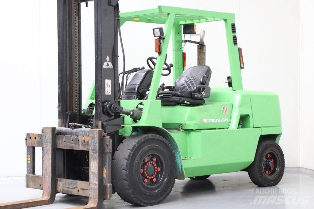 Mitsubishi FD50K Дизельні навантажувачі