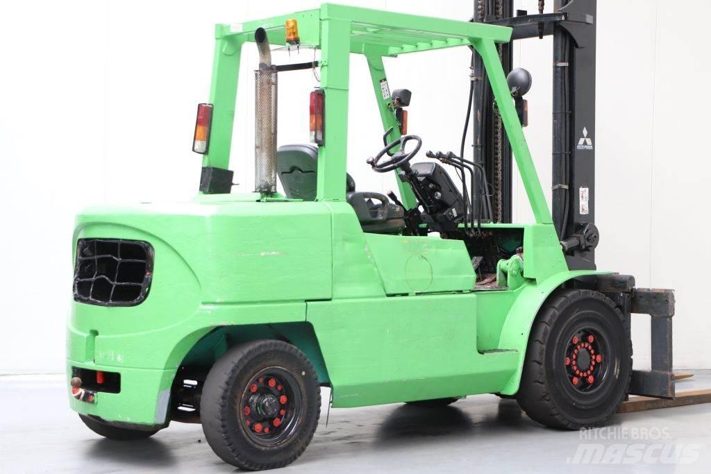Mitsubishi FD50K Дизельні навантажувачі
