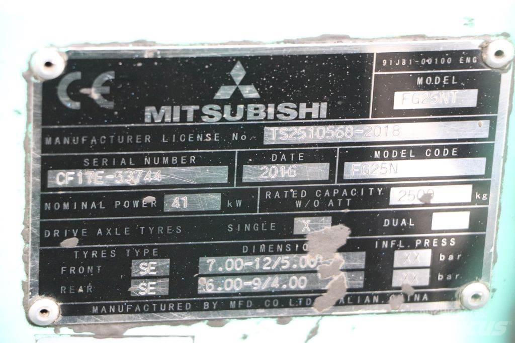 Mitsubishi FG25NT Газові навантажувачі
