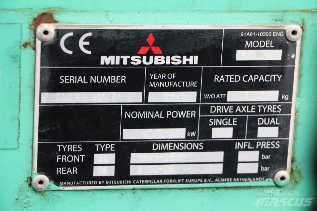 Mitsubishi FG30N Газові навантажувачі
