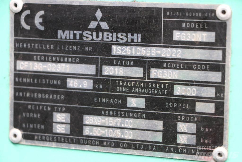 Mitsubishi FG30NT Газові навантажувачі