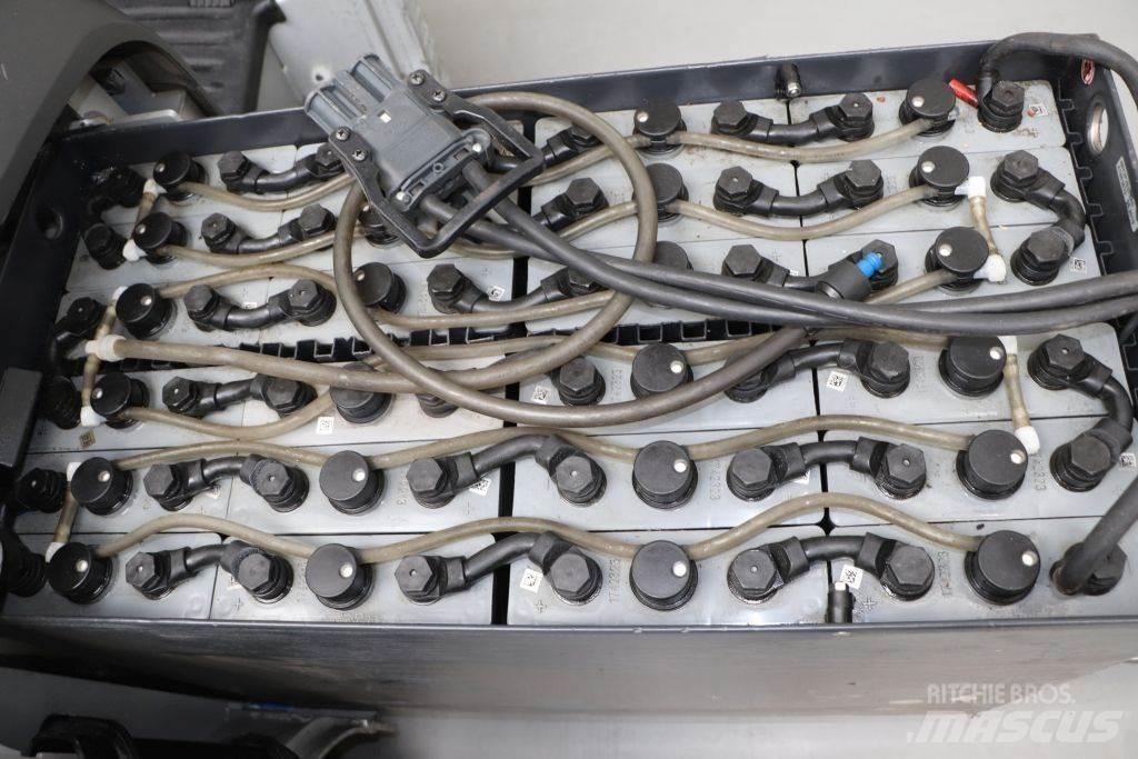 Still LTX70 Тягачі колісні