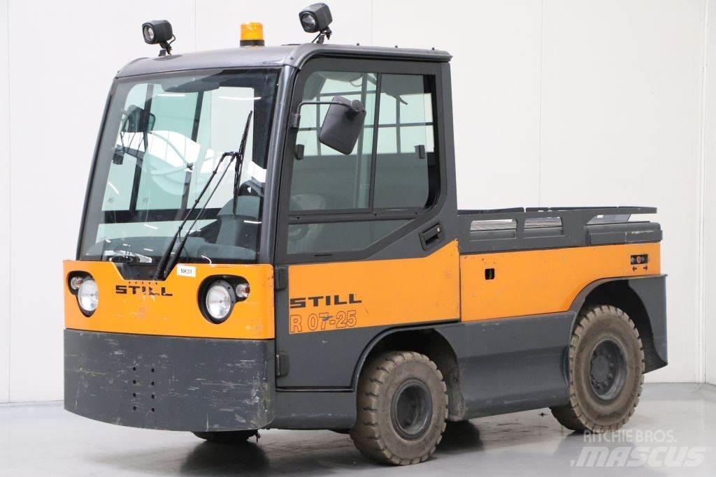 Still R07-25 Тягачі колісні