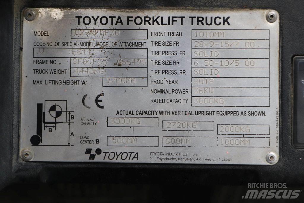 Toyota 02-8FDF30 Дизельні навантажувачі