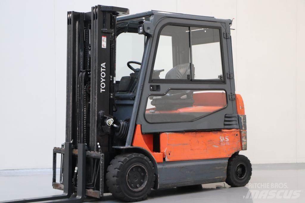Toyota 7FBMF30 Електронавантажувачі