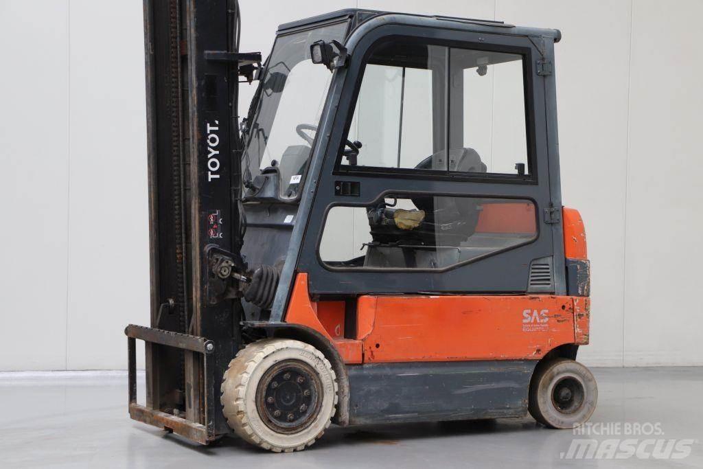 Toyota 7FBMF30 Електронавантажувачі