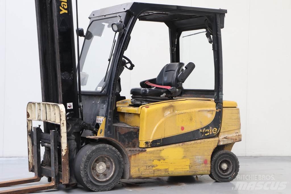 Yale ERP35VL Електронавантажувачі