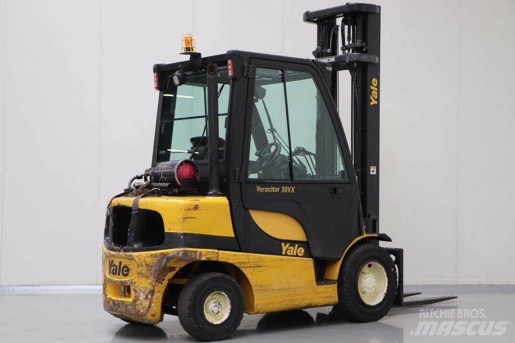 Yale GLP30VX Газові навантажувачі