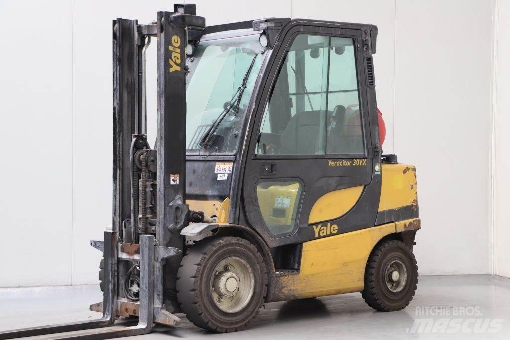 Yale GLP30VX Газові навантажувачі