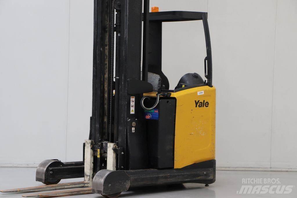 Yale MR20HD Річ-трак із високим підйомом