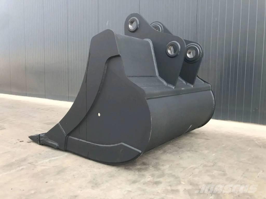 Komatsu PC228 Ковші