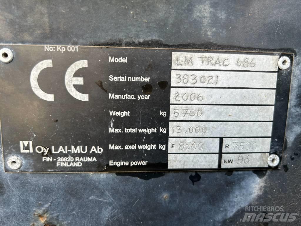 LM Trac 686 Трактори