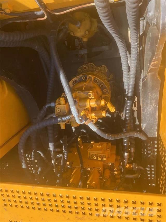 Sany SY215 Гусеничні екскаватори