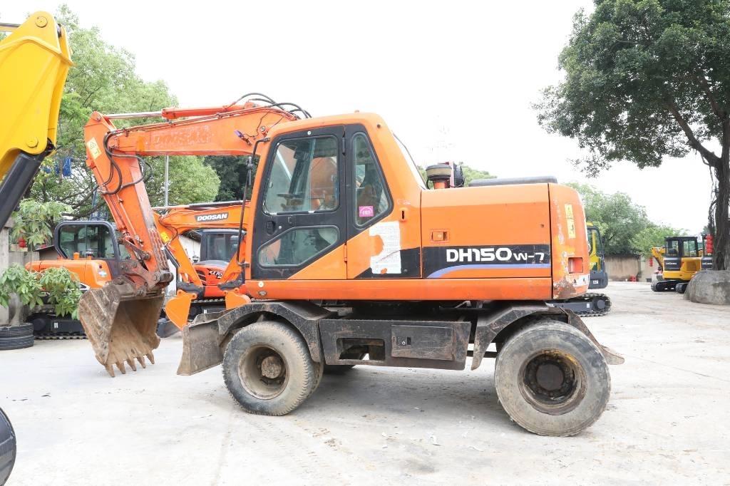 Doosan DH 150 W-7 Колісні екскаватори