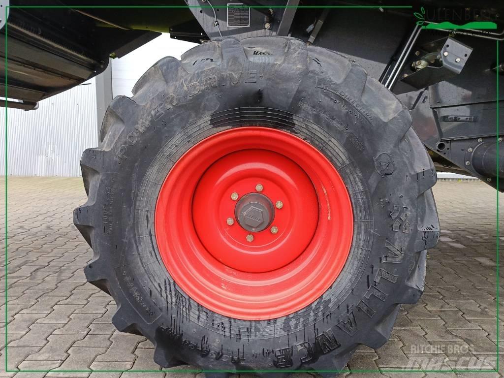 CLAAS Tucano 420 Зернозбиральні комбайни
