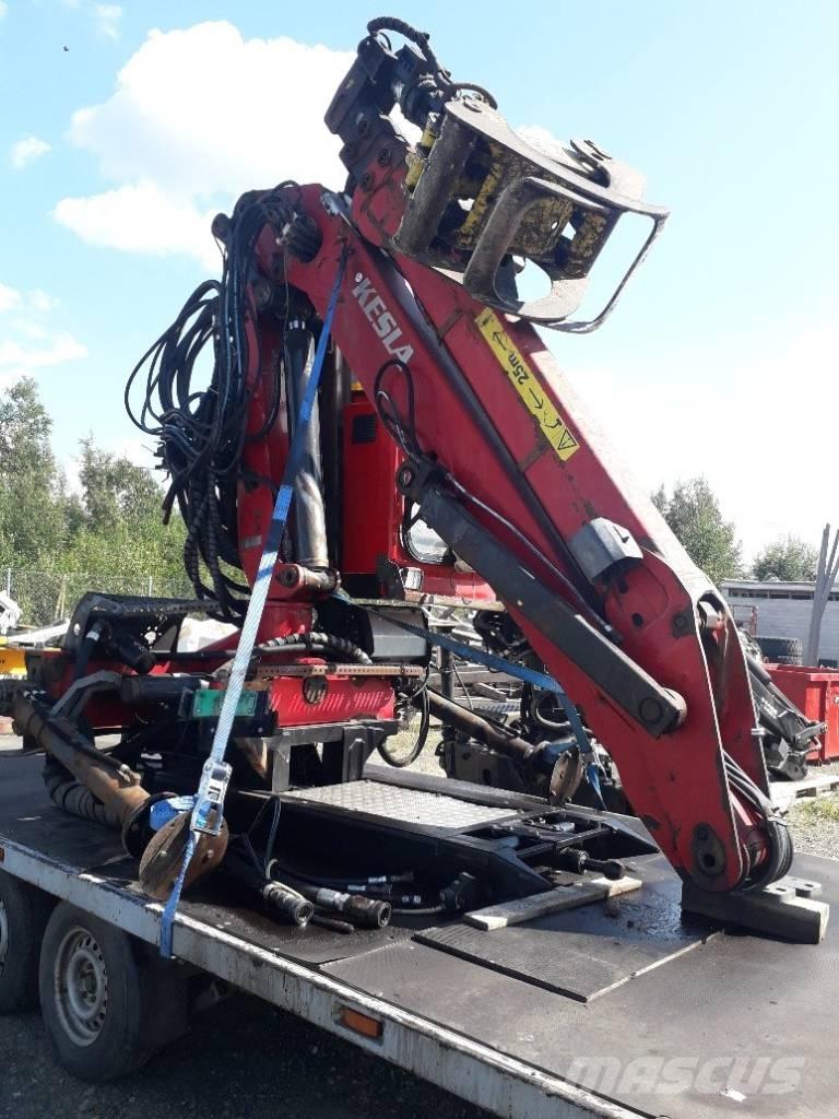 Kesla 2112ZT Лісозаготівельні крани