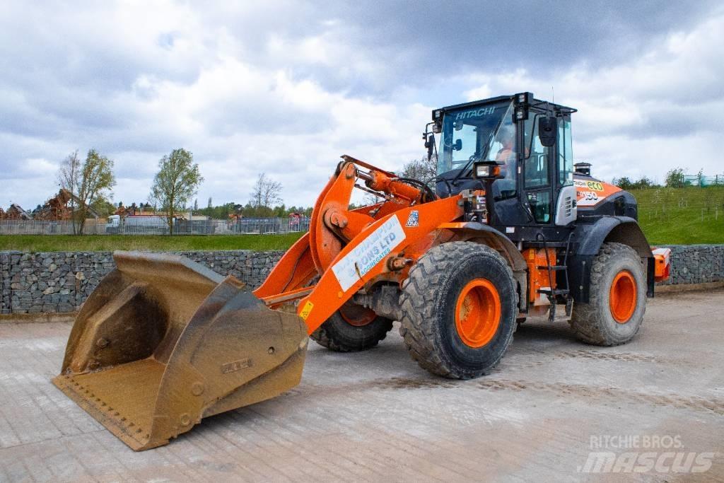Hitachi ZW150-6 Фронтальні навантажувачі