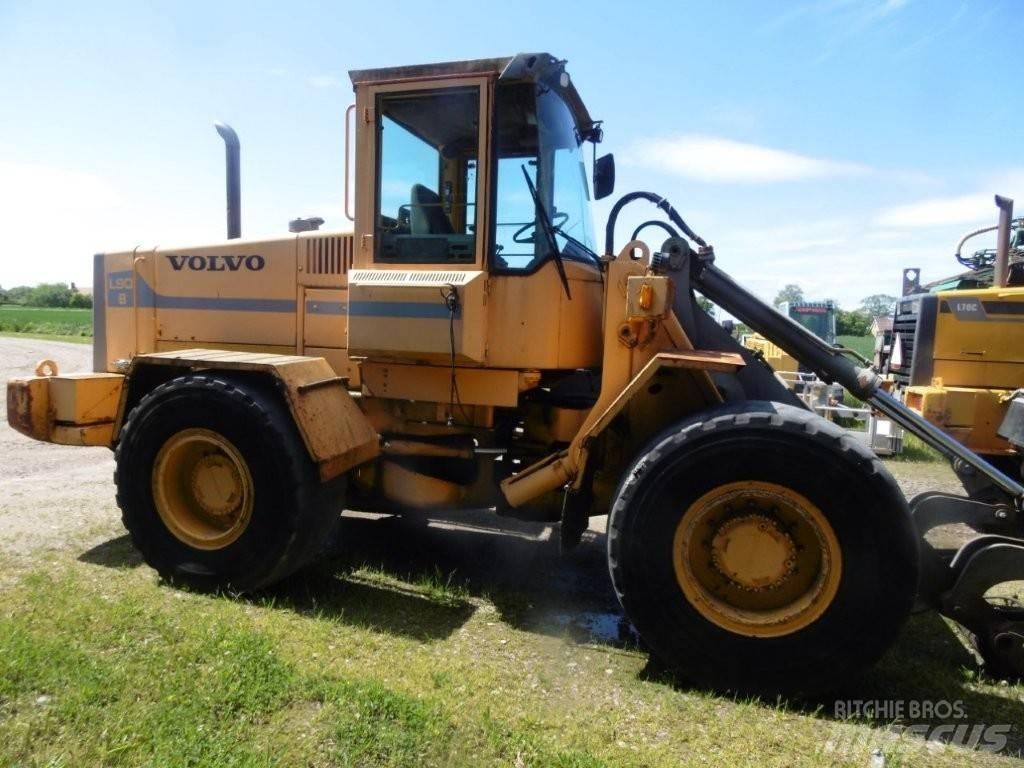Volvo L90B Фронтальні навантажувачі