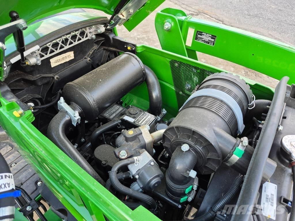 John Deere 3025E Трактори
