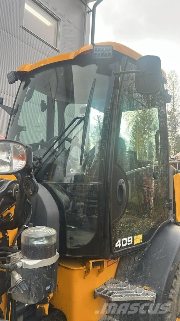 JCB 409 Фронтальні навантажувачі