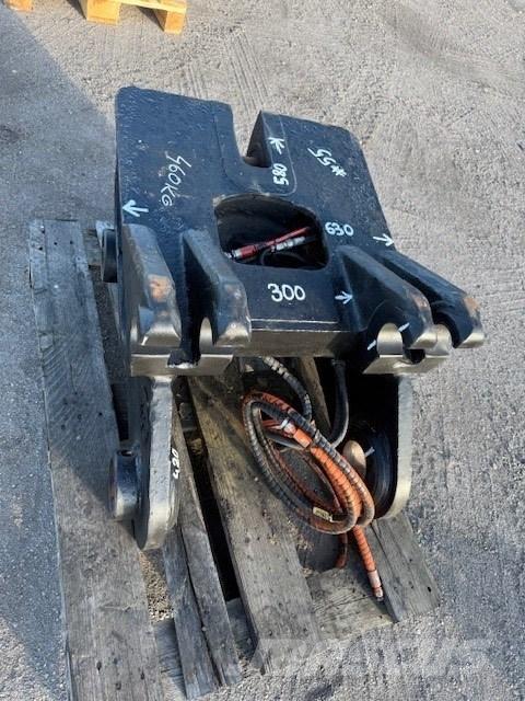 Volvo QUICK COUPLERS Швидкі з`єднувачі