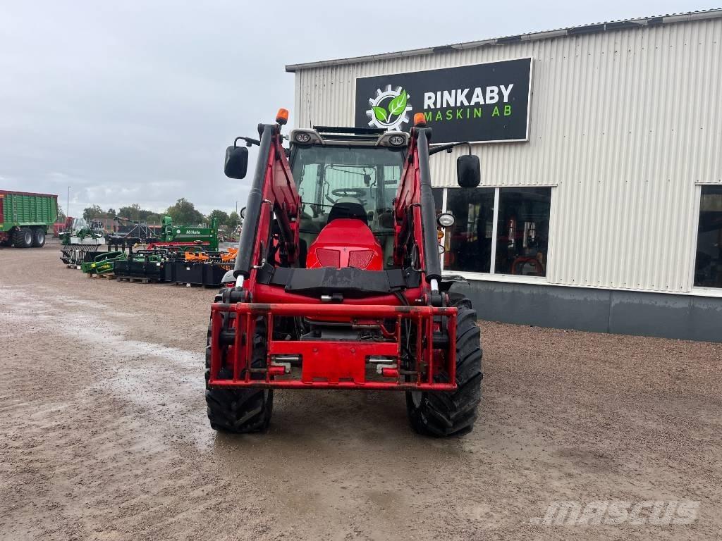 Massey Ferguson 5613 Трактори