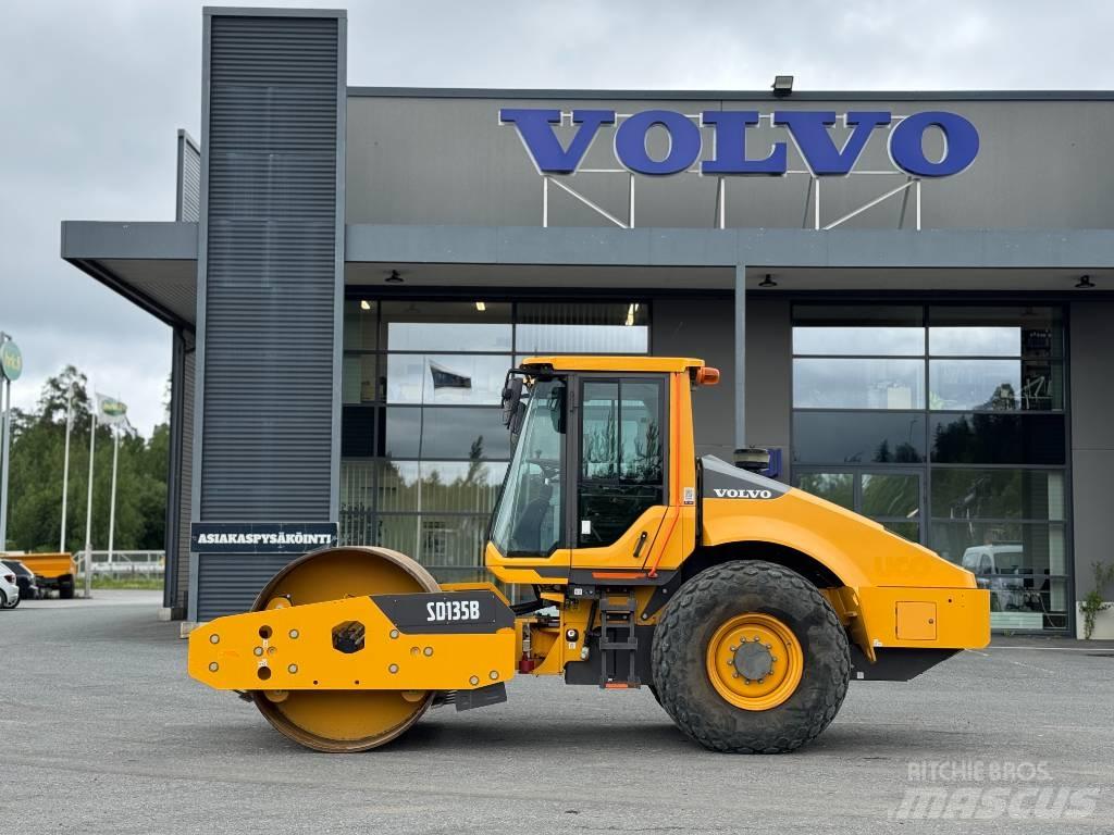 Volvo SD 135 B Грунтові котки