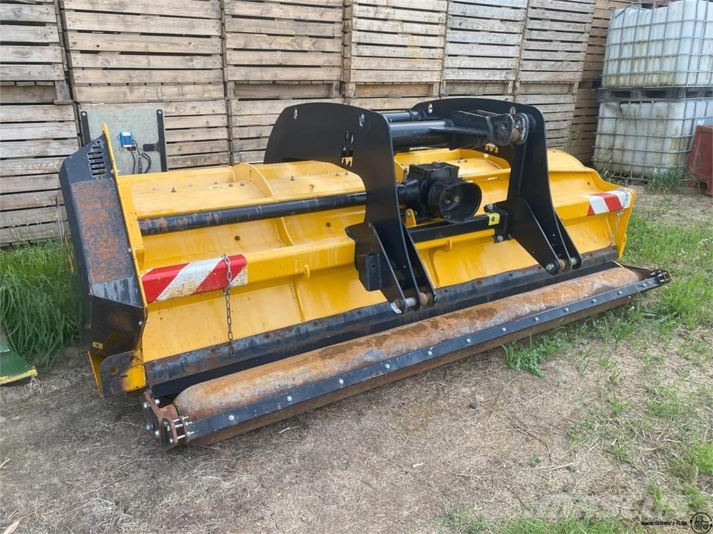 Müthing Farmer 300 Газонні і лукові косилки