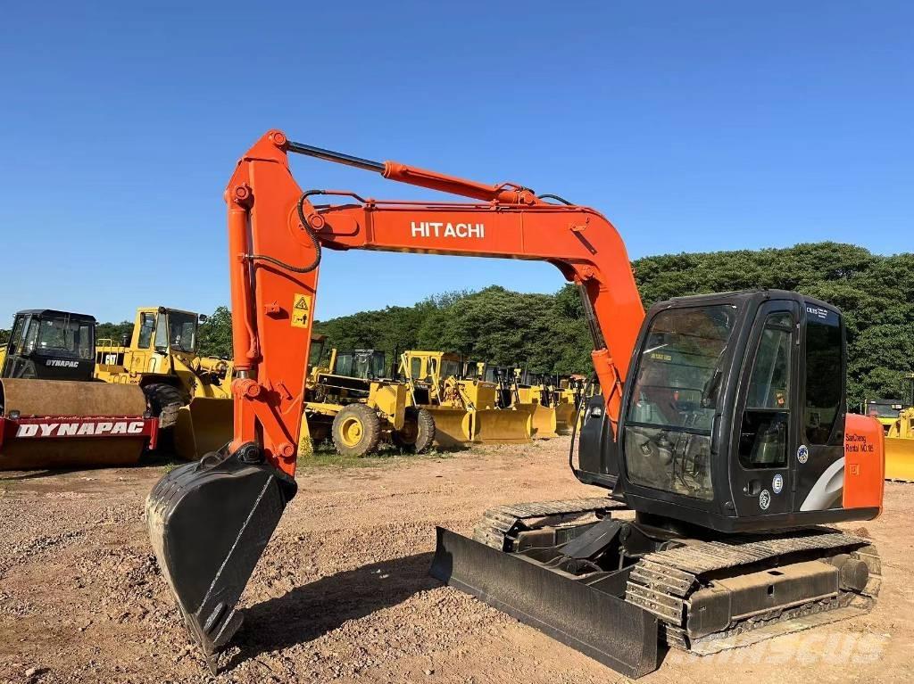 Hitachi ZX70 Середні екскаватори 7т. - 12т.