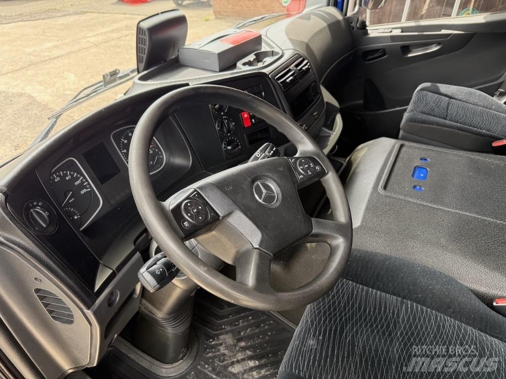 Mercedes-Benz 1630L Вантажівки-платформи/бокове розвантаження