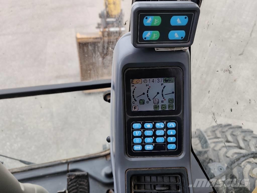 Komatsu PW 160-7E0 Колісні екскаватори