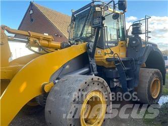 Komatsu WA 470 Фронтальні навантажувачі