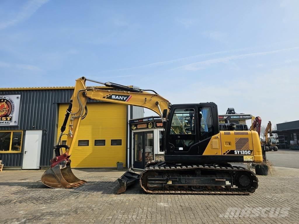 Sany SY135C Гусеничні екскаватори