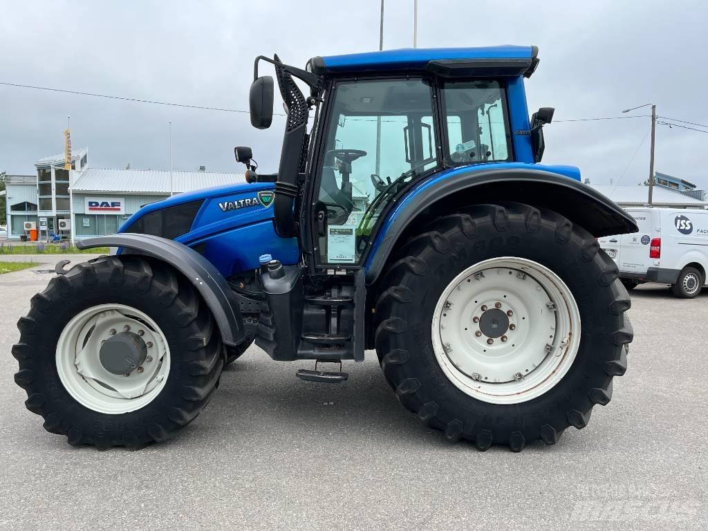 Valtra N163 D Трактори